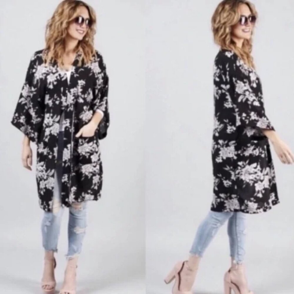 Spiritual Gangster Black and White Floral Kimono